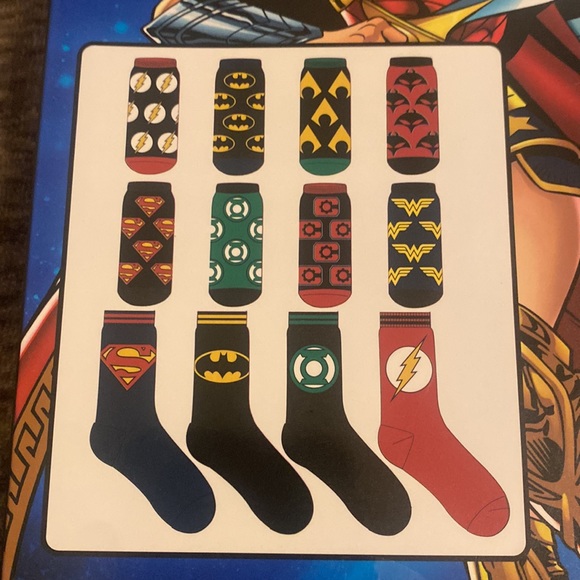 DC Comics Superhero Justice League 12 Days‎ Of Socks Batman Superman Flash - Picture 3 of 5